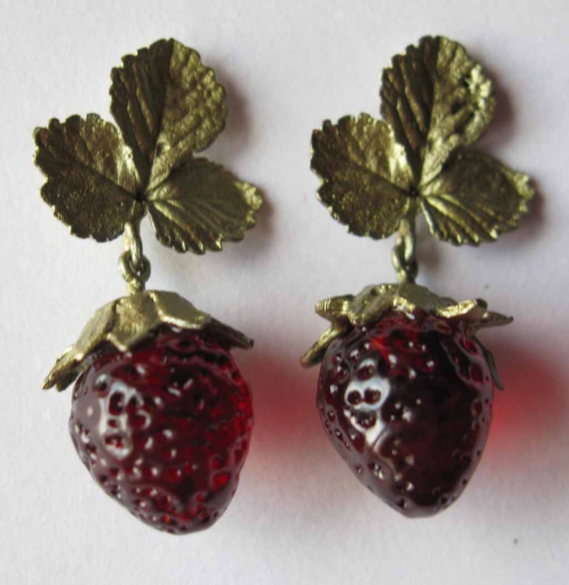 Glass Strawberry Post Earrings